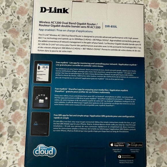 D-Link AC1200 Dual Band Gigabit Router - DIR850L - Picture 3 of 13